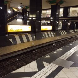 U-Bahnhof Rathaus Spandau