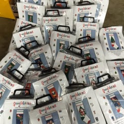 Angelika's Yarn Store - Christmas Stocking Kits!
