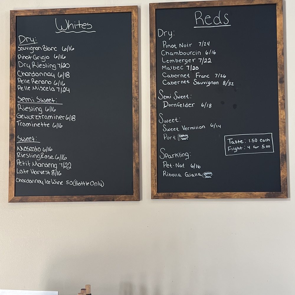 Vermilion Valley Vineyards - Wineries Near Me - Amherst, Ohio