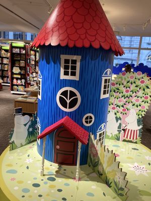 Waterstones by null