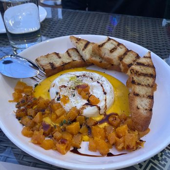 Oenotri - Burrata appetizer - Italian Near Me - Napa, California