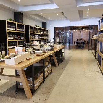 Downtown Winery - Inside - Wineries Near Me - Toronto, Ontario Downtown Winery - Inside - Wineries Near Me - Toronto, Ontario
