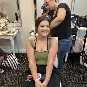 Taylor Rankin Artistry - Hair time - Makeup Artists Near Me Taylor Rankin Artistry - Hair time - Makeup Artists Near Me