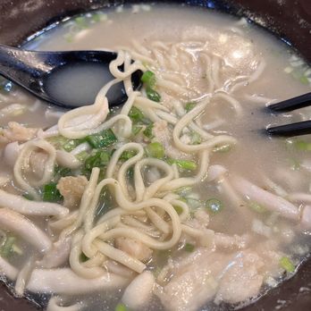Noodlehead - D5. Chicken W. Mushroom Noodle D5. - Asian Fusion Near Me - Las Vegas, Nevada Noodlehead - D5. Chicken W. Mushroom Noodle D5. - Asian Fusion Near Me - Las Vegas, Nevada