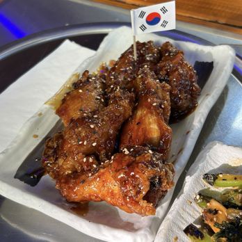 Um Ma - Korean Fried Chicken Wings - Korean Near Me - San Francisco, California Um Ma - Korean Fried Chicken Wings - Korean Near Me - San Francisco, California
