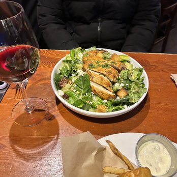 Sharps Roasthouse - Salad with grilled chicken - American Near Me - SeaTac, Washington