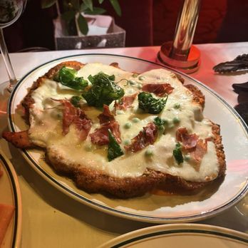 Anthony's Runway 84 - Chicken parmesan - Italian Near Me - Fort Lauderdale, Florida
