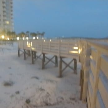 Destin Holiday Beach Resort - Holiday Beach Resort. - Resorts Near Me - Destin, Florida Destin Holiday Beach Resort - Holiday Beach Resort. - Resorts Near Me - Destin, Florida