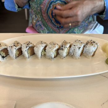 Bluewater Grill - Spicy tuna Sushi roll - Seafood Near Me - Phoenix, Arizona Bluewater Grill - Spicy tuna Sushi roll - Seafood Near Me - Phoenix, Arizona