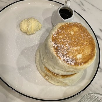 Fufu Pancake Cafe - Regular soufflé pancakes - aerial shot. - Pancakes Near Me - Vancouver, British Columbia