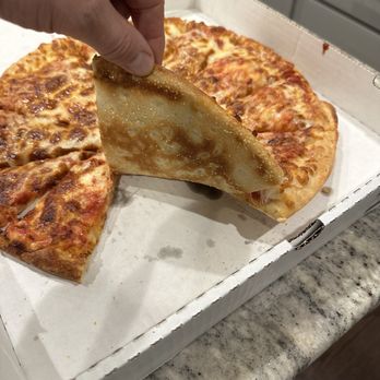 Dolly's Pizza - Nice under carriage - Pizza Near Me - Commerce Twp, Michigan