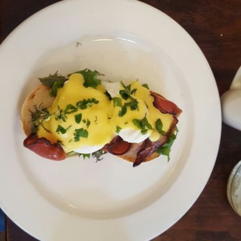 No Name Bar - Yes, Brunch at No Name! Eggs benedicte & bacon on english muffin - Cocktail Bars Near Me - Dublin, D No Name Bar - Yes, Brunch at No Name! Eggs benedicte & bacon on english muffin - Cocktail Bars Near Me - Dublin, D
