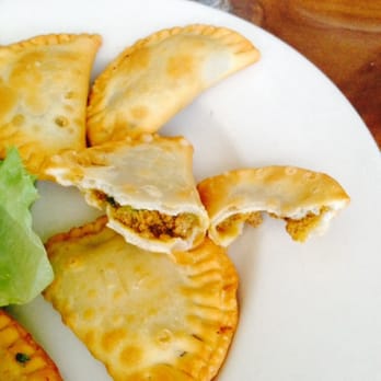 La Casa del Chef - Empanadas de pollo - Caribbean Near Me - Ponce, Puerto Rico La Casa del Chef - Empanadas de pollo - Caribbean Near Me - Ponce, Puerto Rico