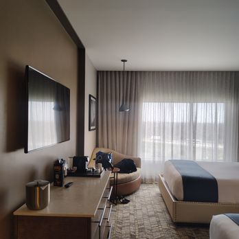 The Stella Hotel, Autograph Collection - Hotels Near Me - Bryan, Texas The Stella Hotel, Autograph Collection - Hotels Near Me - Bryan, Texas