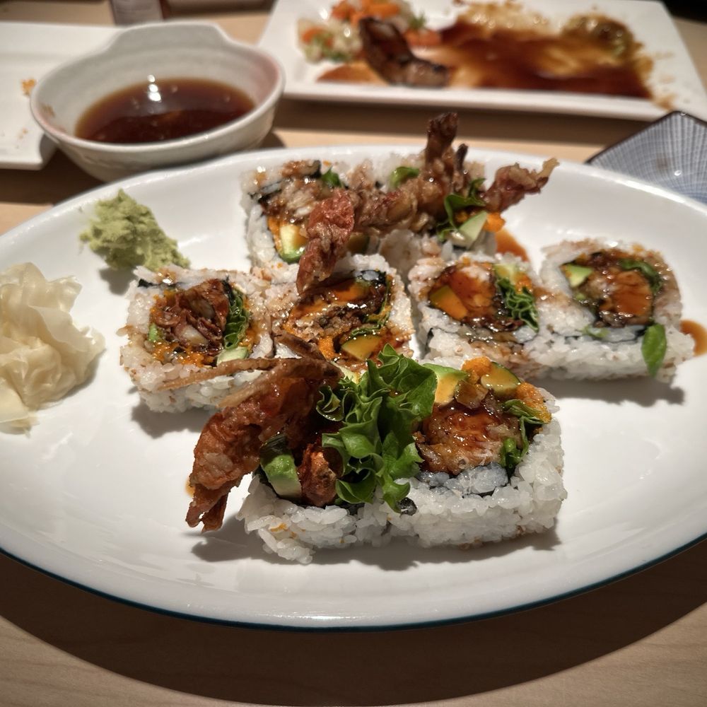 Yanagi Sushi - Spider Roll Deluxe - Japanese Near Me - Honolulu, Hawaii Yanagi Sushi - Spider Roll Deluxe - Japanese Near Me - Honolulu, Hawaii