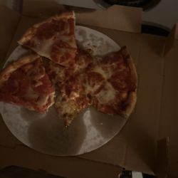 Westboro House of Pizza & Pub - Pizza