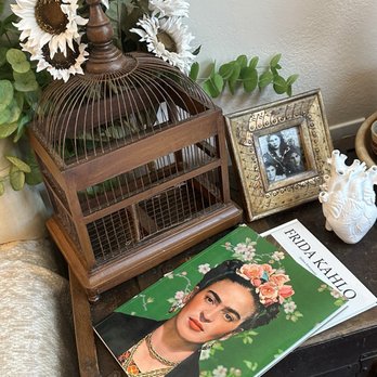 Huitzitzilin Café - Coffee & Tea Near Me - Dallas, Texas Huitzitzilin Café - Coffee & Tea Near Me - Dallas, Texas
