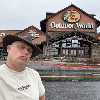 Cabela's - Outdoor Gear Near Me - Hamburg, Pennsylvania