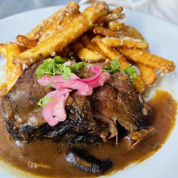 Cafe Orleans - Red Wine Braised Short Rib and Frites - Cajun/Creole Near Me - Anaheim, California