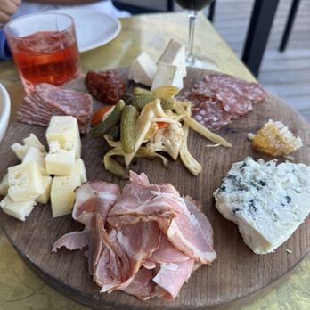 Lido Bottle Works - Wine Bars Near Me - Newport Beach, California Lido Bottle Works - Wine Bars Near Me - Newport Beach, California