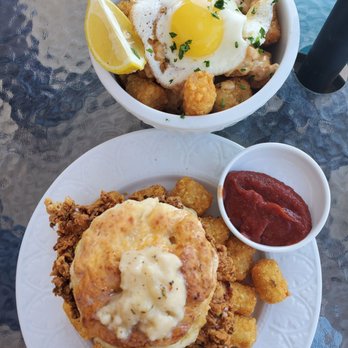 Libelula - Spicy chicken and saucy tots - Breakfast & Brunch Near Me - Fresno, California Libelula - Spicy chicken and saucy tots - Breakfast & Brunch Near Me - Fresno, California