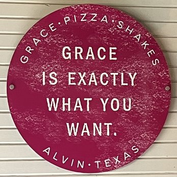 Grace - Good pizza and liked the salad even better - Pizza Near Me - Alvin, Texas