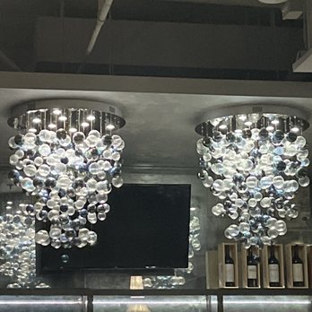 La Vie - Inside decor - Cocktail Bars Near Me - Washington, DC, District of Columbia