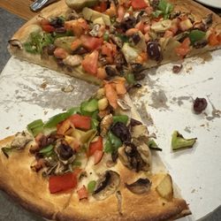 Veggie pizza with no sauce