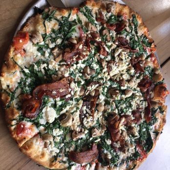 The Station Public House - Toscana large delicious pizza - Pubs Near Me - Penticton, British Columbia The Station Public House - Toscana large delicious pizza - Pubs Near Me - Penticton, British Columbia