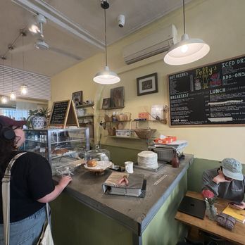 Polly’s Cafe - Inside - Cafes Near Me - Brooklyn, New York