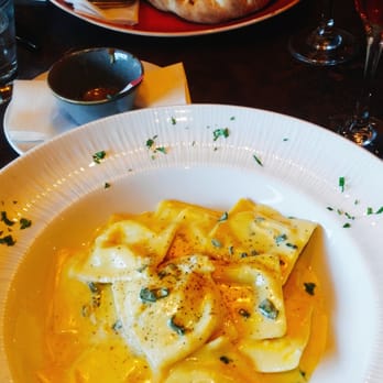 Nonna Gina's - Italian Near Me - Newton Mearns, ERW