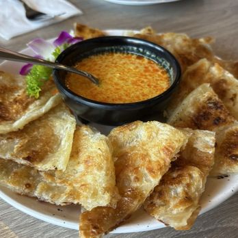 R HaanThai - Roti with curry sauce - Thai Near Me - Fremont, California