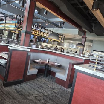 J. Alexander's - Inside - American Near Me - Chandler, Arizona