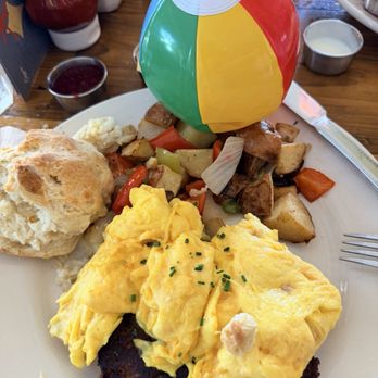 Wilma & Frieda's - Scrambled eggs with meatloaf - Comfort Food Near Me - Palm Springs, California
