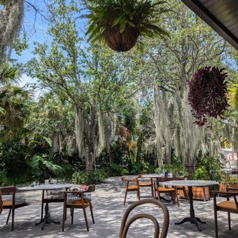 Novela Cafe Social - Outside - Breakfast & Brunch Near Me - Miami, Florida
