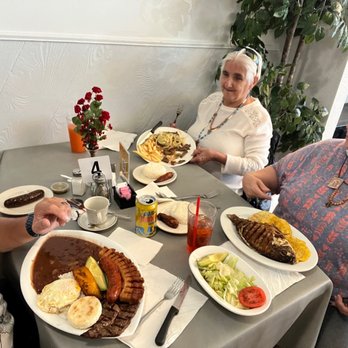 La Cacerola Colombian Restaurant - Bandeja Paisa, Mojarra Frita - Breakfast & Brunch Near Me - Richardson, Texas