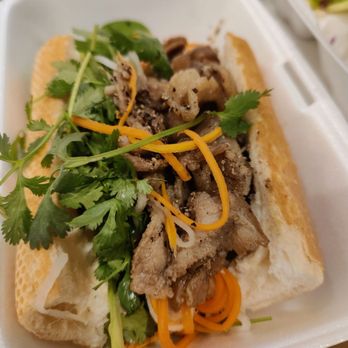 Vui Ve - Banh Mi Braised Pork Belly - Vietnamese Near Me - Los Angeles, California Vui Ve - Banh Mi Braised Pork Belly - Vietnamese Near Me - Los Angeles, California