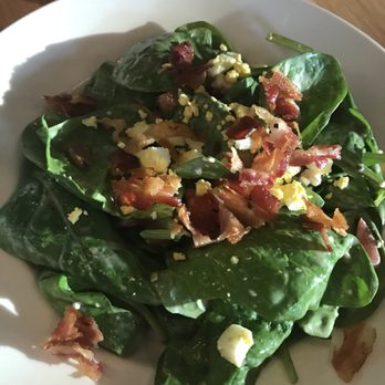 BJ's Restaurant & Brewhouse - BLT salad - Breweries Near Me - Warwick, Rhode Island