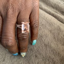 Janvier Jewelers