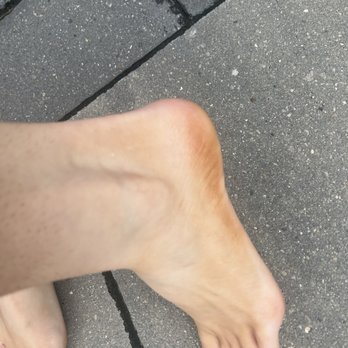 Amanda's Airbrush Tanning - foot is ORANGE - Tanning Near Me - Rochester, Michigan Amanda's Airbrush Tanning - foot is ORANGE - Tanning Near Me - Rochester, Michigan