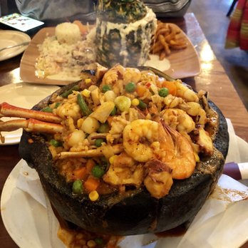 Mariscos La Costa - Molcajete Fabuloso - Mexican Near Me - Chicago, Illinois