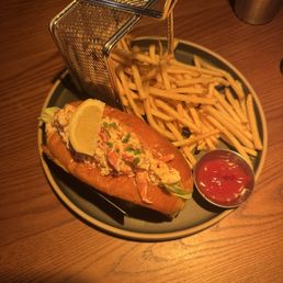 Classic Lobster Roll Classic Lobster Roll