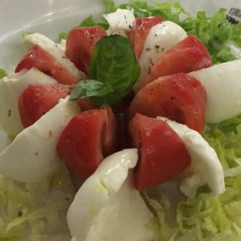 Virginiae - Caprese salad - Roman Near Me - Rome, RM Virginiae - Caprese salad - Roman Near Me - Rome, RM