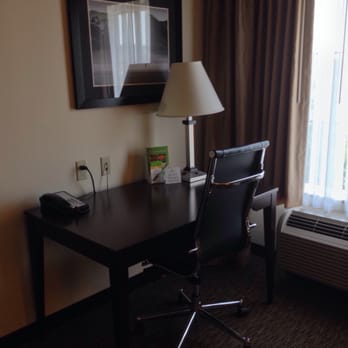 La Quinta by Wyndham Memphis Wolfchase - Desk - Hotels Near Me - Memphis, Tennessee La Quinta by Wyndham Memphis Wolfchase - Desk - Hotels Near Me - Memphis, Tennessee