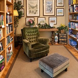 A Book Barn - Great reading space