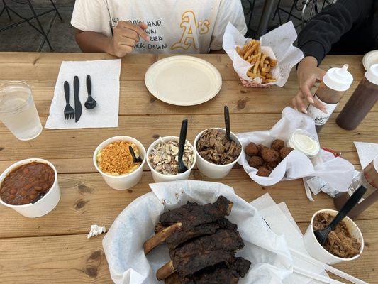 Bull's Smokin' BBQ by null