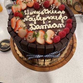 Sweet Generation - Birthday Cake - Bakeries Near Me - Wood Dale, Illinois