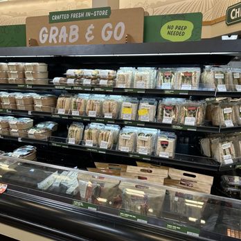 Sprouts Farmers Market - 4/5/26 Happy Easter, last minute shopping, as always Ready to grab n go items - Grocery Near Me - Pasadena, California Sprouts Farmers Market - 4/5/26 Happy Easter, last minute shopping, as always Ready to grab n go items - Grocery Near Me - Pasadena, California