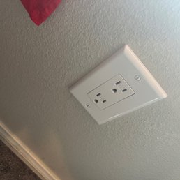 New wall plug New wall plug