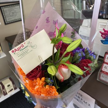 April Flowers - Florists Near Me - Pico Rivera, California April Flowers - Florists Near Me - Pico Rivera, California